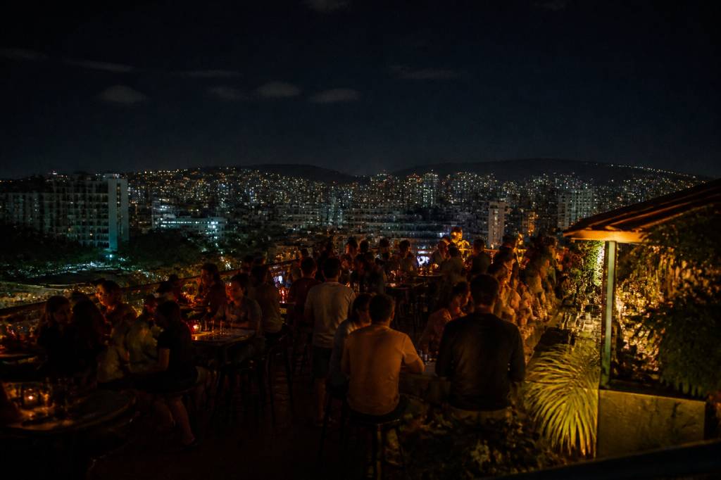 Bares em belo horizonte: os melhores lugares para curtir a noite na capital mineira