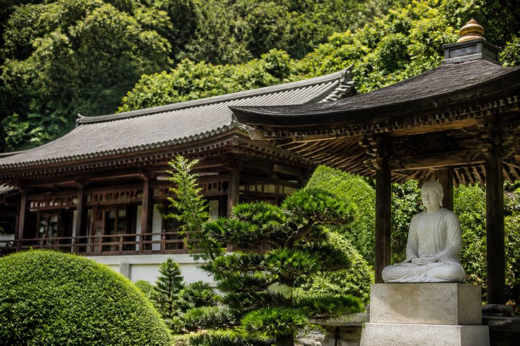 Budismo templos no Brasil: destinos imperdíveis para turismo cultural